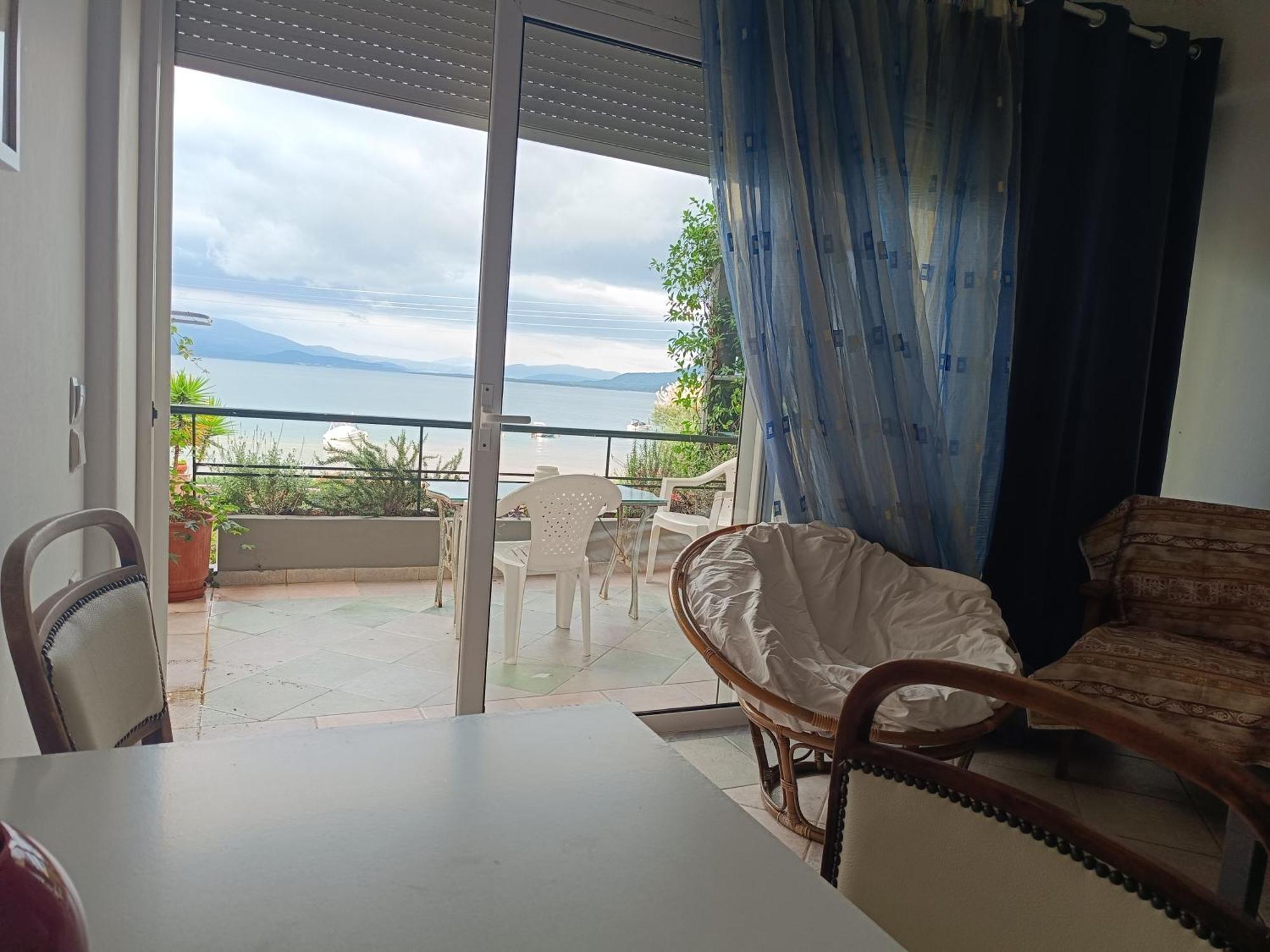 Mare E Monti1 Apartment Kamena Vourla Ngoại thất bức ảnh