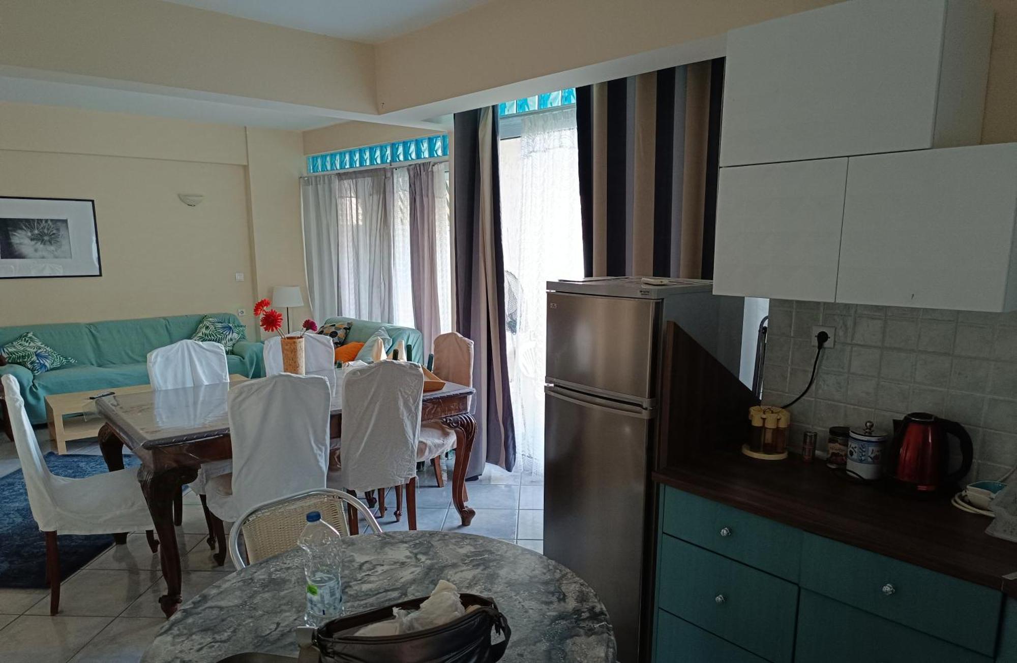 Mare E Monti1 Apartment Kamena Vourla Phòng bức ảnh