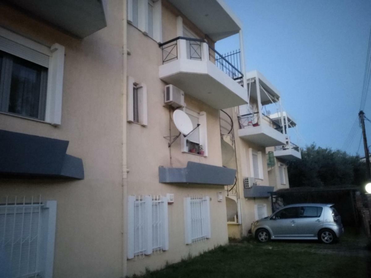 Mare E Monti1 Apartment Kamena Vourla Ngoại thất bức ảnh