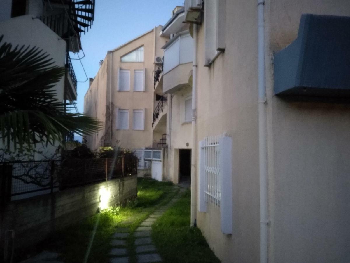 Mare E Monti1 Apartment Kamena Vourla Ngoại thất bức ảnh