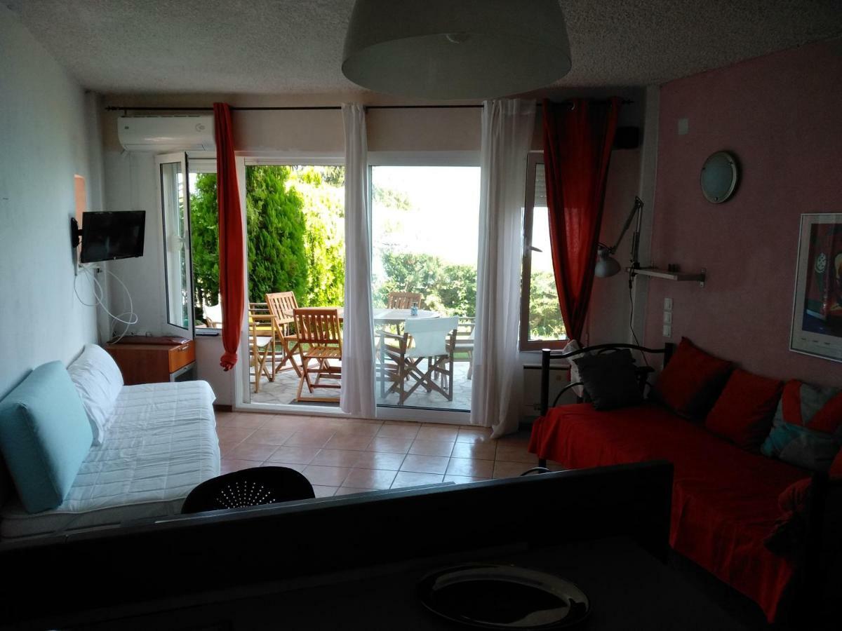 Mare E Monti1 Apartment Kamena Vourla Ngoại thất bức ảnh
